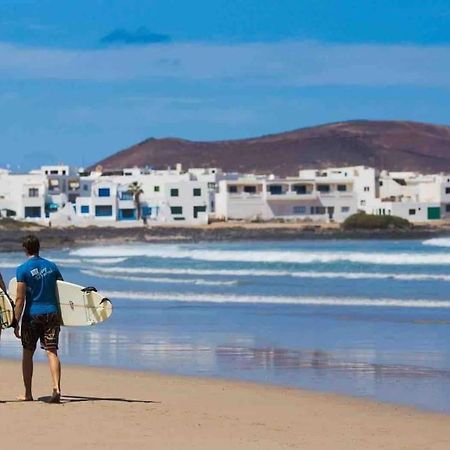 Famara, Apto. En Zona Tranquila A 200M Del Mar. Apartamento Exterior foto