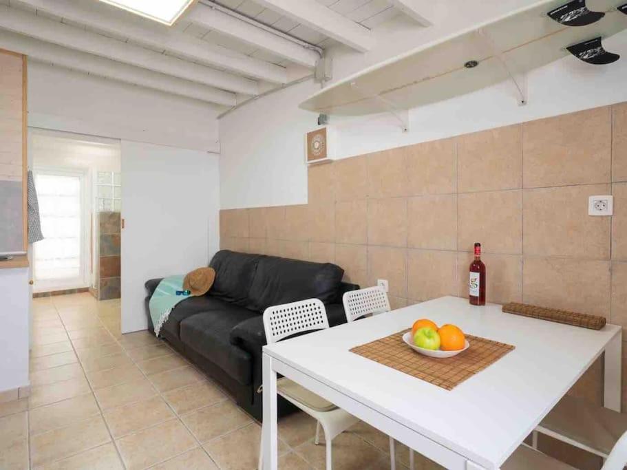 Famara, Apto. En Zona Tranquila A 200M Del Mar. Apartamento Exterior foto