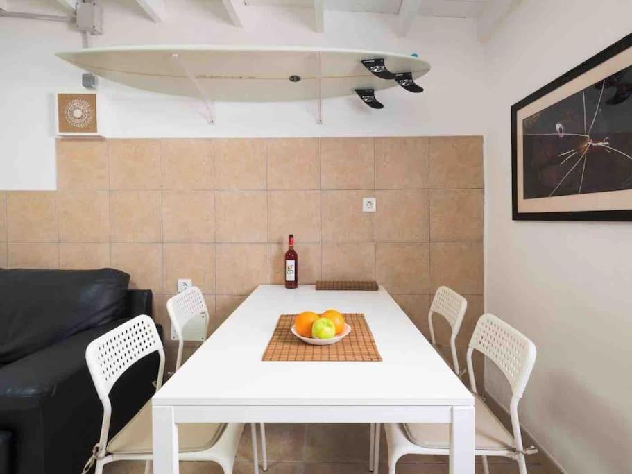Famara, Apto. En Zona Tranquila A 200M Del Mar. Apartamento Exterior foto